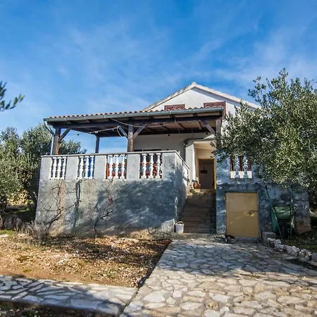 Vakantiehuis House Otusi