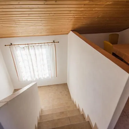 度假居 House Otusi 特孔