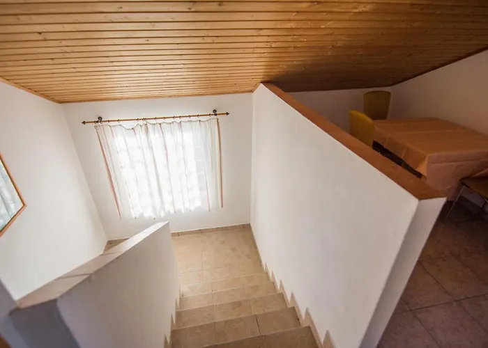 بيت للعطل House Otusi تكون