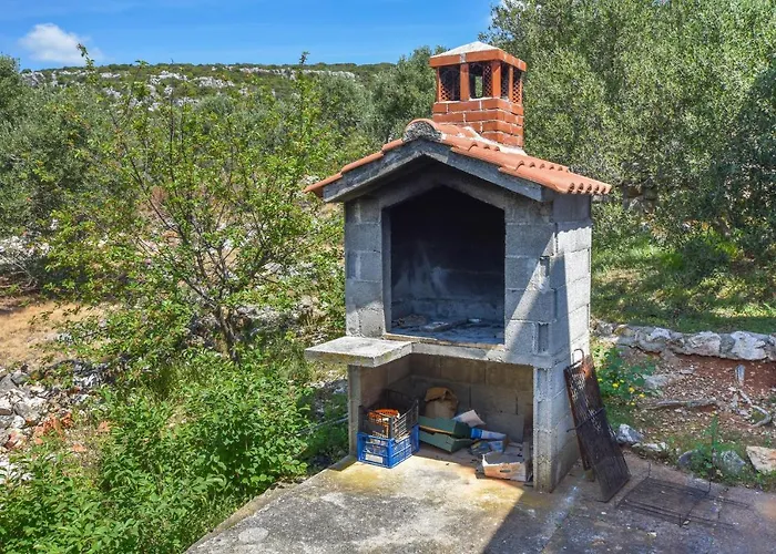 بيت للعطل House Otusi تكون